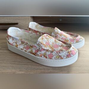 Roxy Minnow Plus Floral Slip-On Sneakers